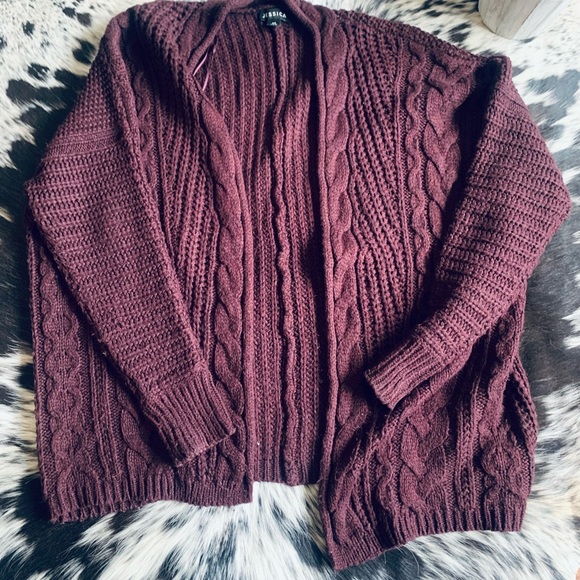 Sweater Cardigan - Picture 2 of 5